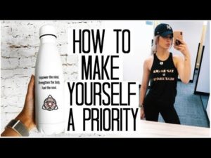 Prioritizing a Healthy Lifestyle with a BUSY Schedule | Fitness Vlog